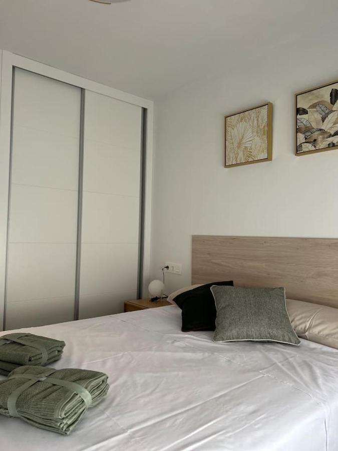 Apartamentos Breton 17 Suite Familiar 알리칸테 외부 사진
