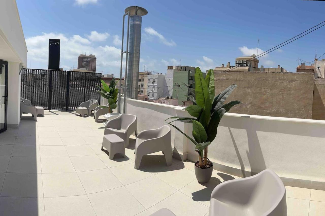 Apartamentos Breton 17 Suite Familiar 알리칸테 외부 사진