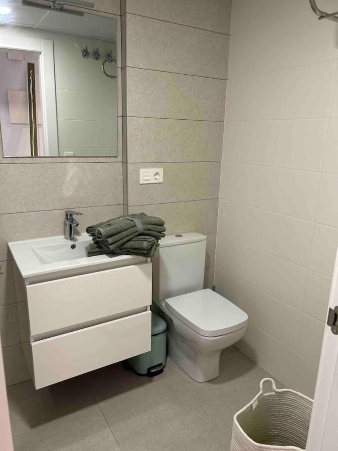 Apartamentos Breton 17 Suite Familiar 알리칸테 외부 사진